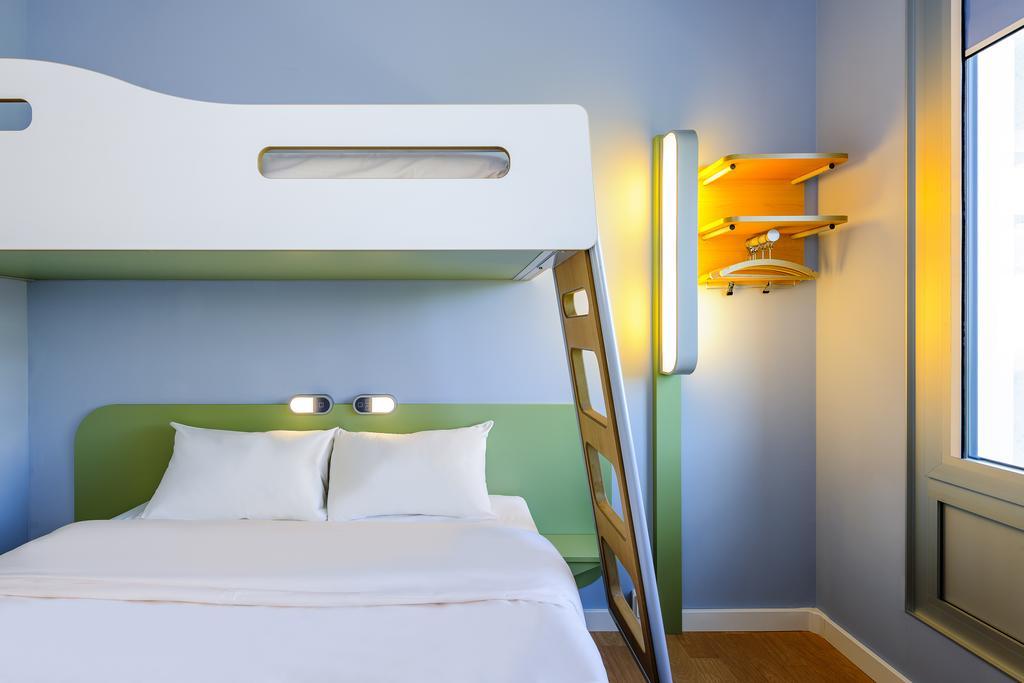 Ibis Budget Concarneau Esterno foto